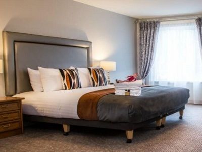 Longcourt House Hotel Ньюкасл-Уэст Экстерьер фото
