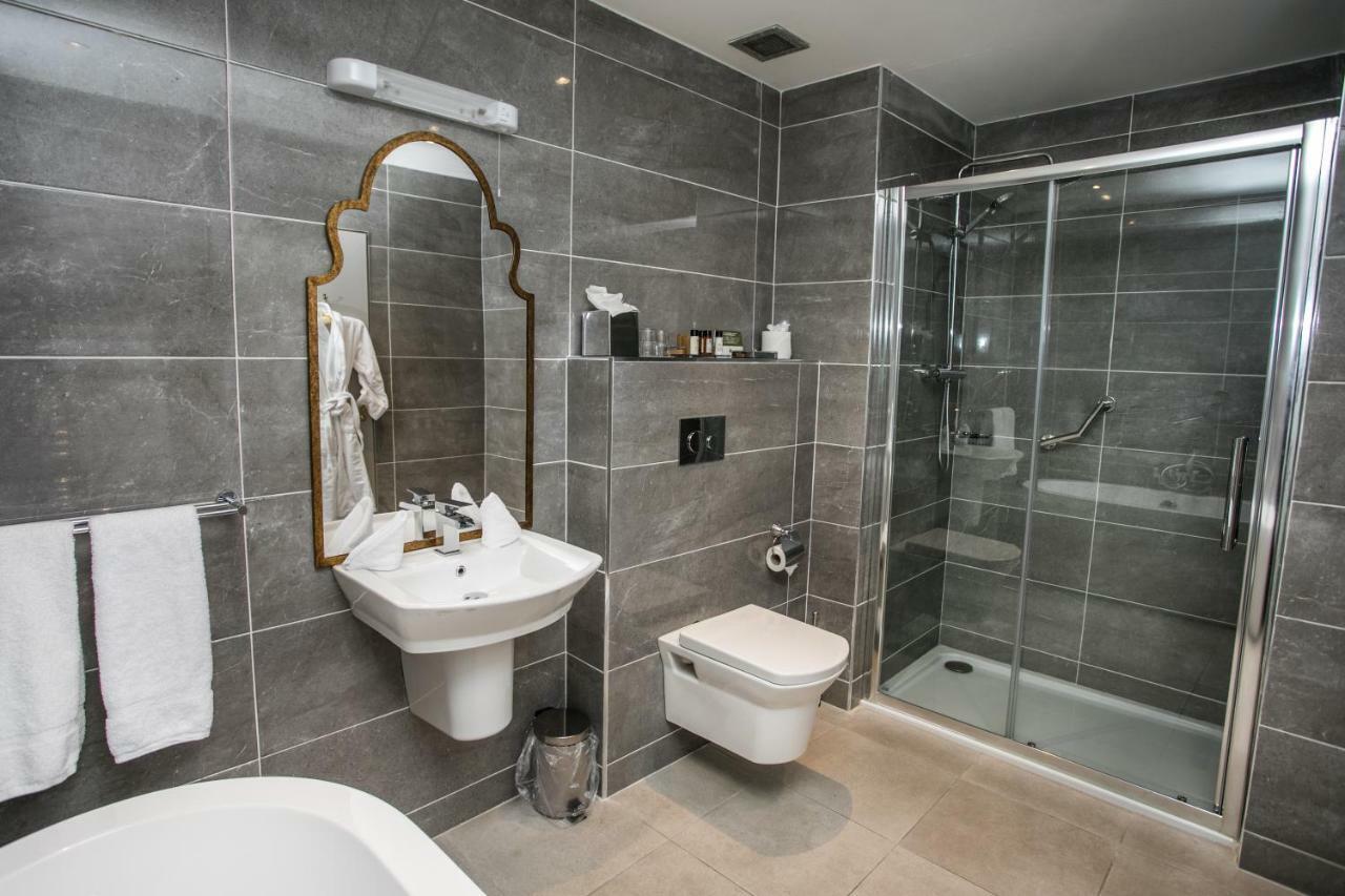 Longcourt House Hotel Ньюкасл-Уэст Экстерьер фото